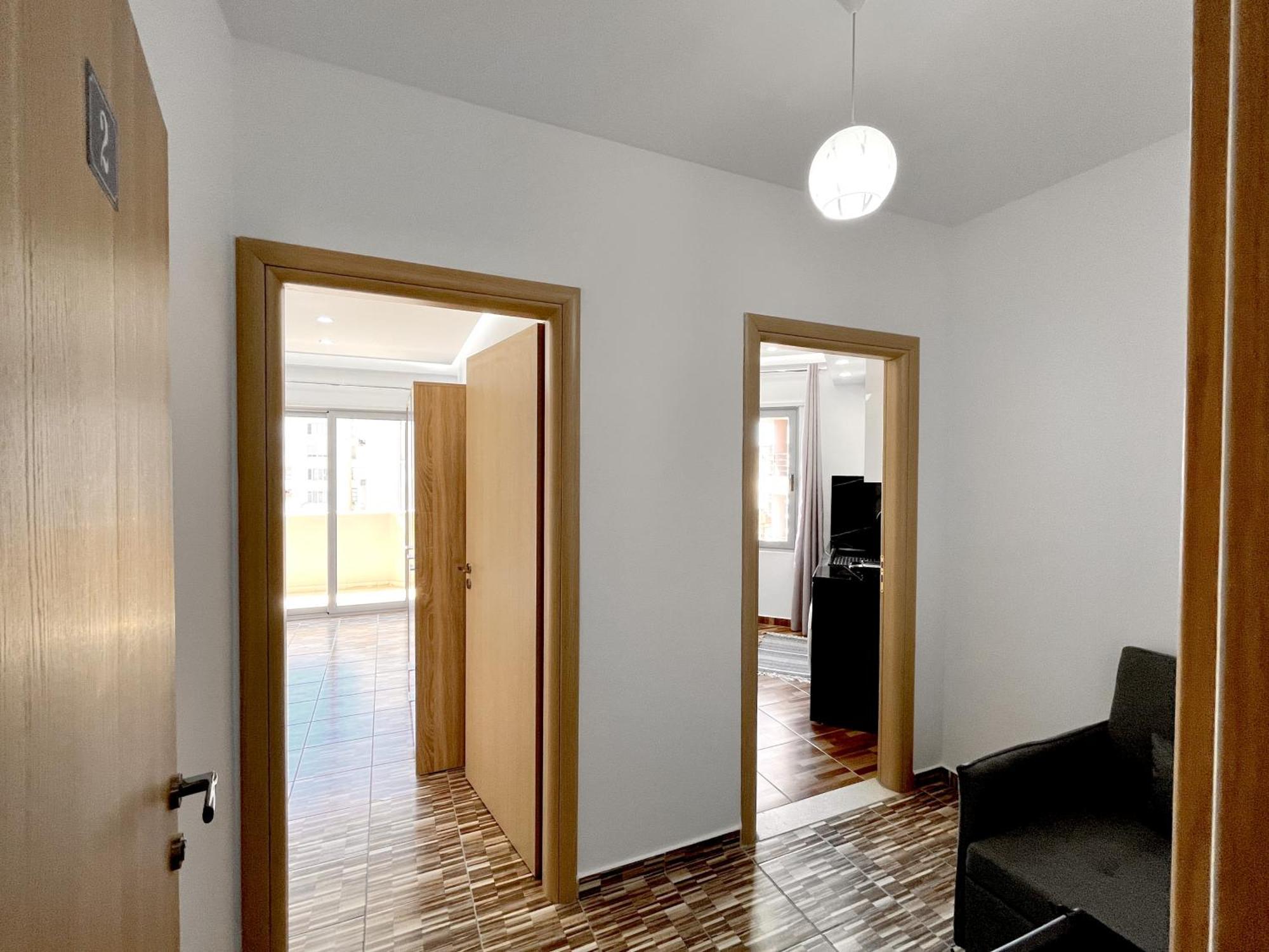 Kam Apartments In The City Center Vlore Exterior photo