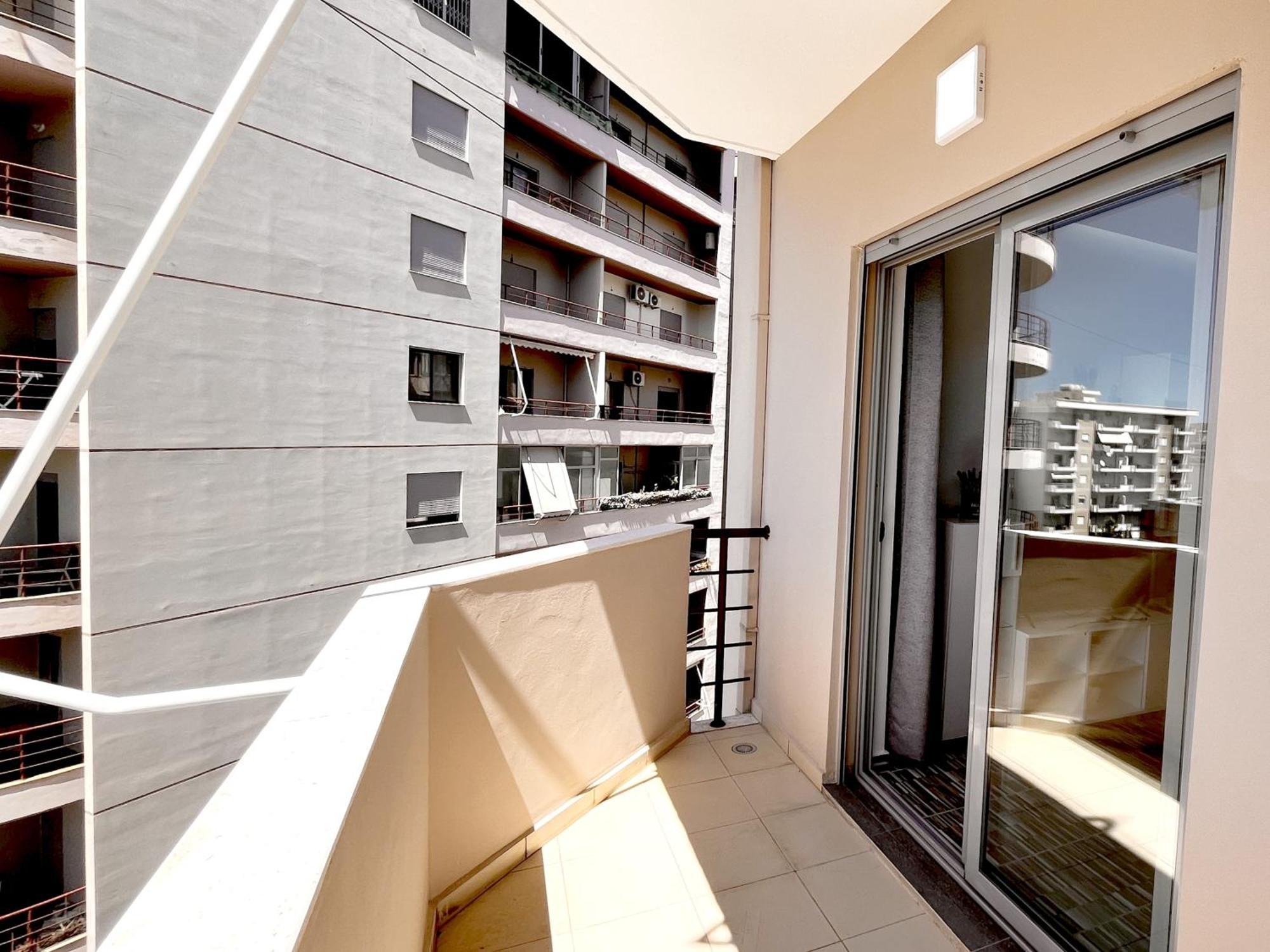 Kam Apartments In The City Center Vlore Exterior photo