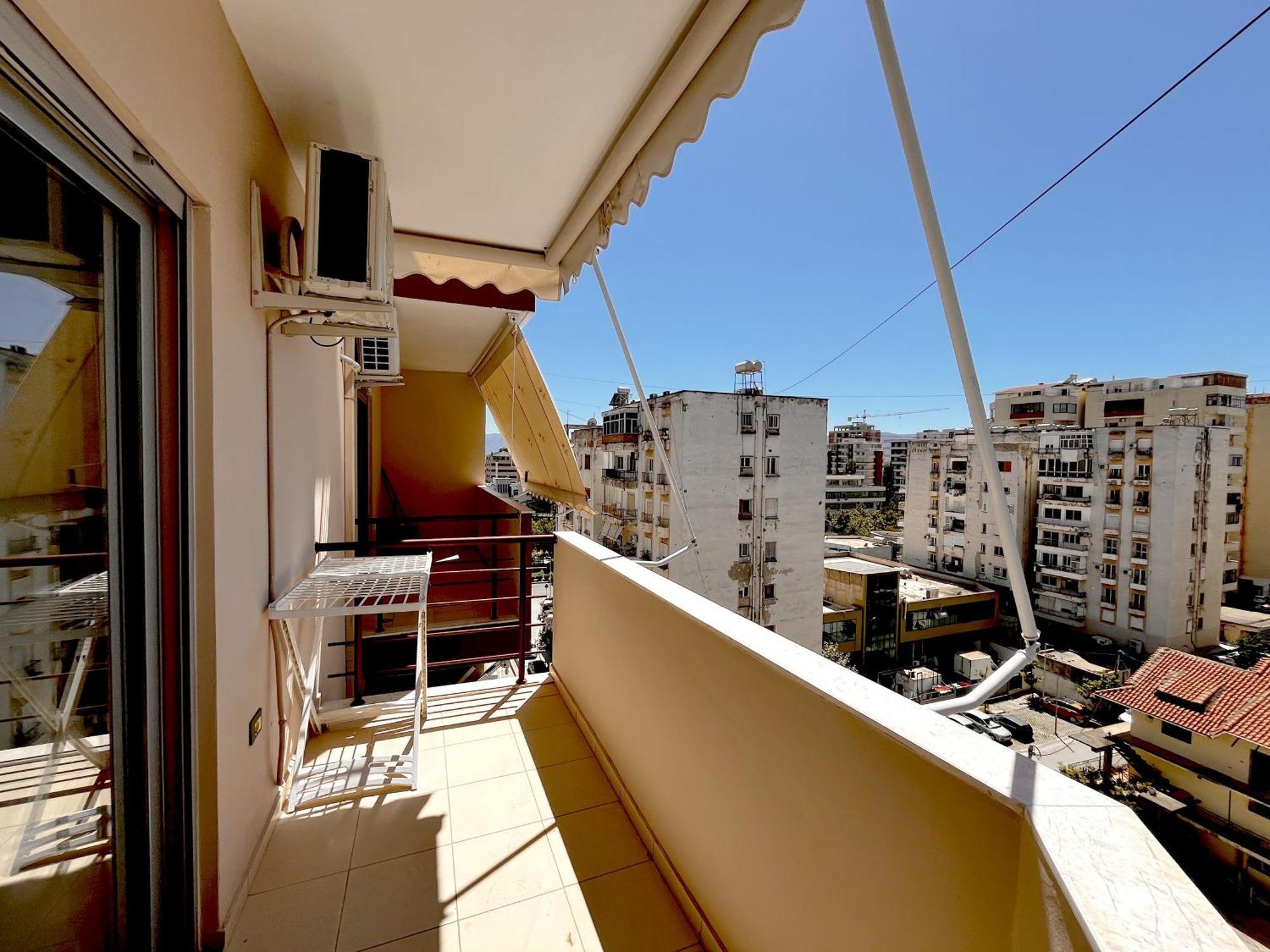 Kam Apartments In The City Center Vlore Exterior photo