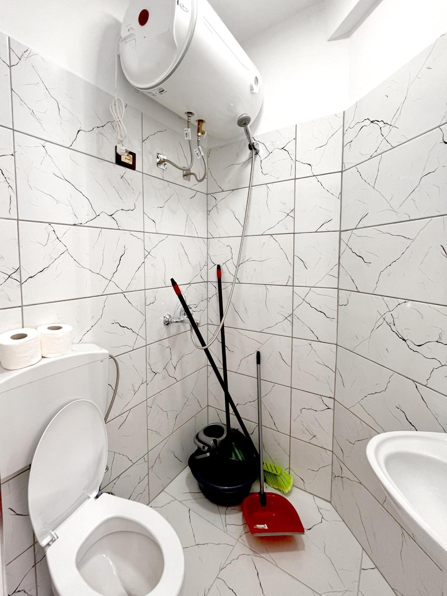 Kam Apartments In The City Center Vlore Exterior photo